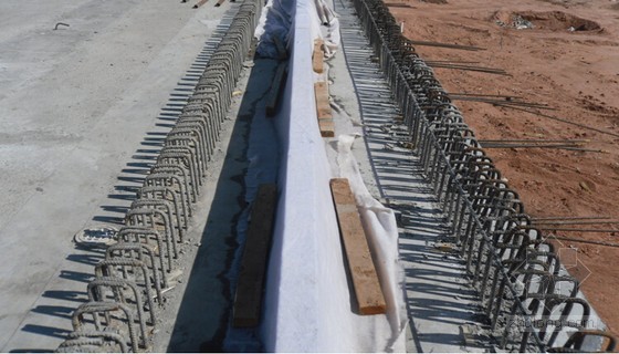 T梁架設后橋面系施工總結