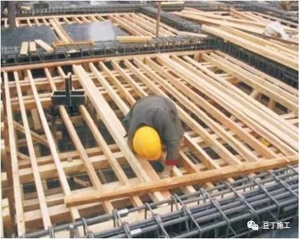 建設工程勘察與模板、混凝土工程施工操作要點